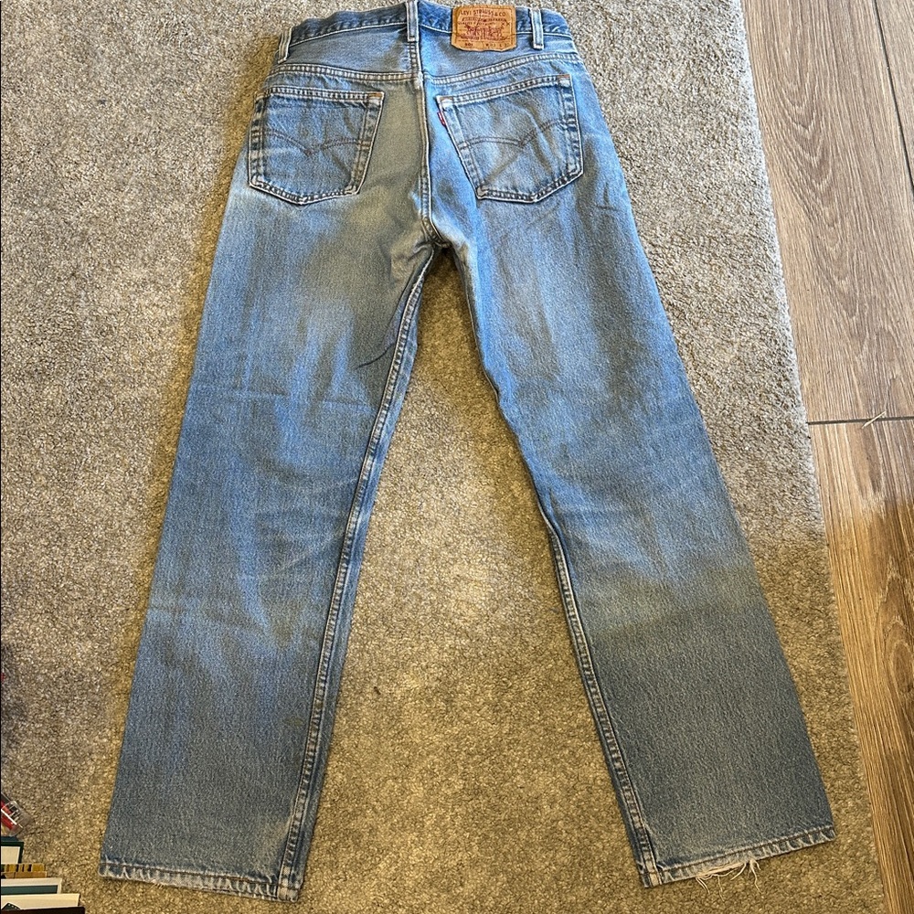 Vintage 1990s Levi's 501 Distressed Light Blue Button Fly Straight Jeans 33x30 - Picture 5 of 5